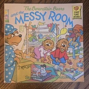 Vintage The Berenstain Bears and the Messy Room Book